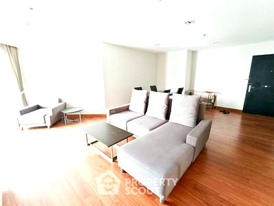 Condos for rent Rama 9 : 3-BR Condo at Belle Grand Rama 9 near MRT Phra Ram 9 (ID 2281596)