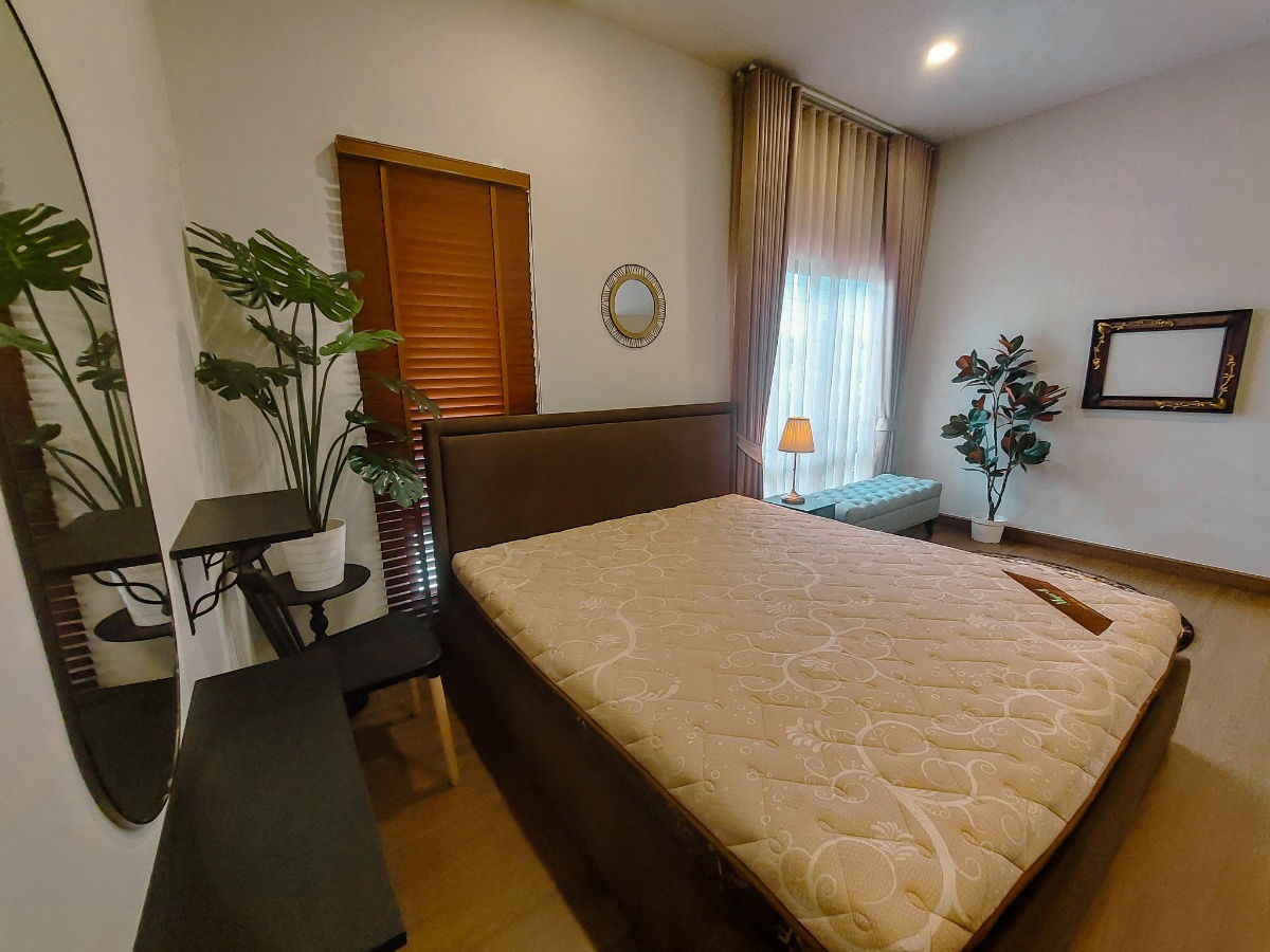 picture Urgent sale: Two-story detached house, Grand Britannia Rama 9 - Krungthep Kreetha, for only 13.4 million baht. - 4/5
