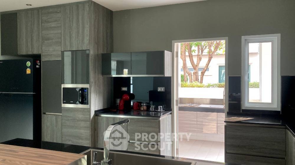 picture 4-BR House in Saphan Sung (ID 1111849) - 29/70
