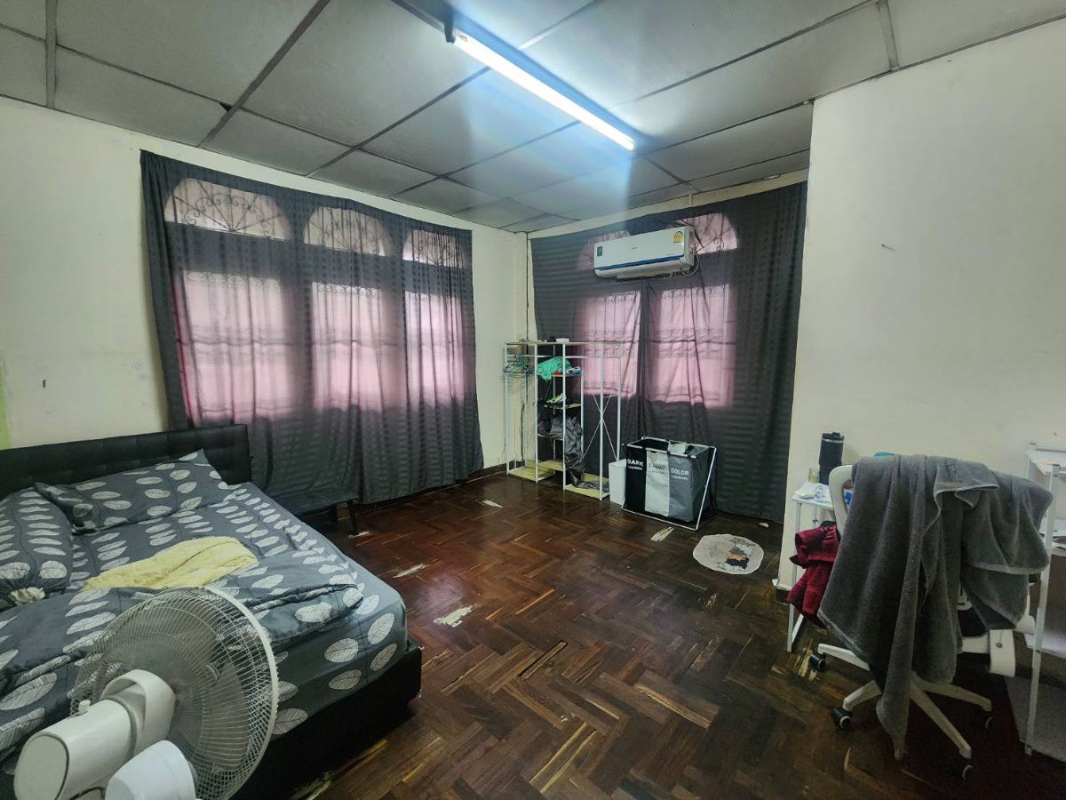รูป ให้เช่าบ้านเดียว 50 ตรว. ซอยลาดพร้าว 62-64 3 ห้องนอน 2 ห้องน้ำ 1 ห้องเก็บของ 1 ห้องครัว (เจ้าของโพสต์เอง) - รูปที่ 13/19