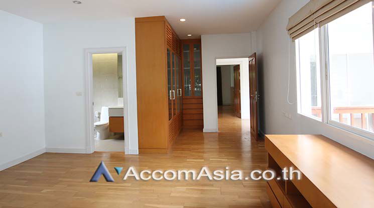 picture 🔼🔽 AccomA 📩 Pet friendly 4 BR House @Privacy and Peaceful (1815488) - 10/15