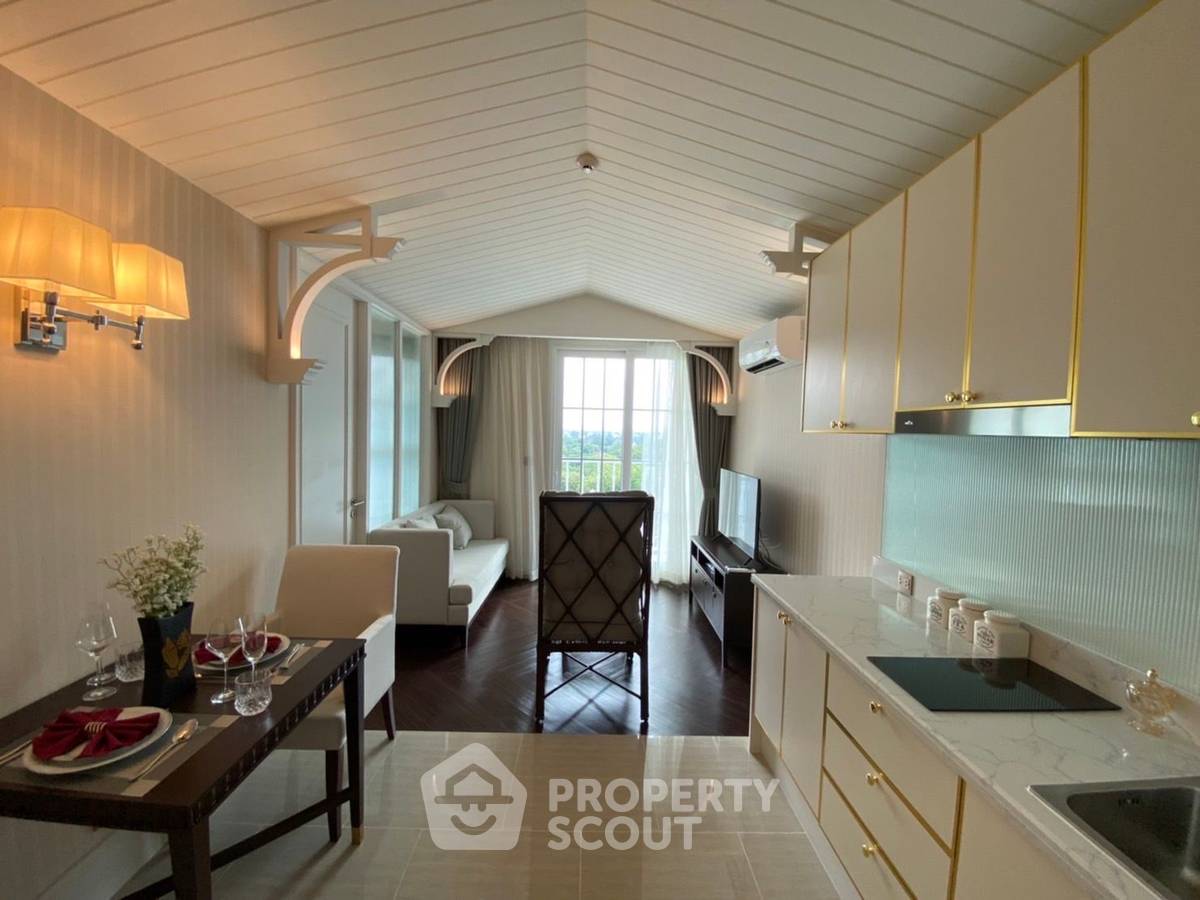picture 1-BR Condo at Grand Florida Beachfront Pattaya close to Pattaya (ID 2107533) - 2/16