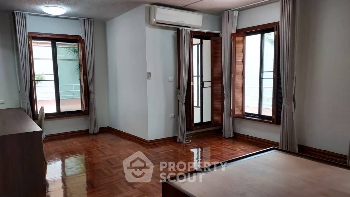 picture 3-BR Condo at Vanicha Park Langsuan near BTS Chit Lom (ID 894606) - 29/30