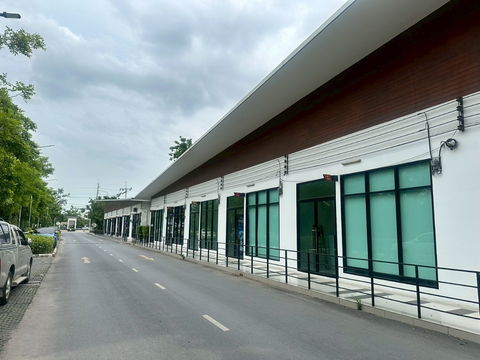ให้เช่า ซ็อป(สำหรับทำสำนักงาน)หรือร้านนวด ร้านทำเล็บ ได้ ในคอนโด เจคอนโด (สาทร-กัลปพฤกษ์)
