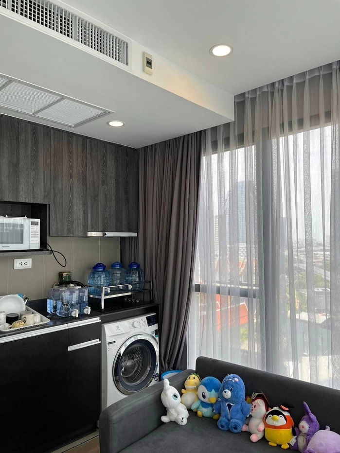รูป Ashton Chula Silom【𝐒𝐄𝐋𝐋 & 𝐑𝐄𝐍𝐓】🔥ห้องสุดหรู  โปร่งโล่ง เก็บของได้เยอะ 2 ห้องนอน 2 ห้องน้ำ เฟอร์นิเจอร์จัดเต็ม🔥  ติดต่อไลน์ไอดี: @hacondo - รูปที่ 6/9