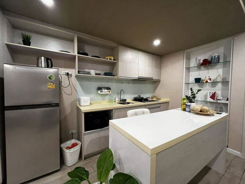 picture For Rent Seven Seas 1 2 Bedroom 2 Bathroom - 3/11