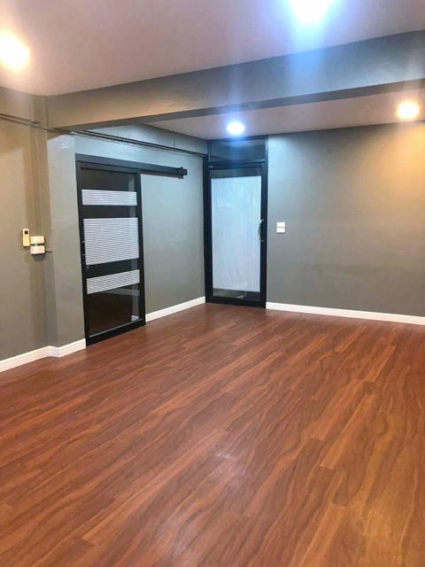 picture BangProk WatKok Sch. 500m. 4bed For rent 4-story commercial building 1 unit 18 sq.wa. 290 sq.m. - 5/8