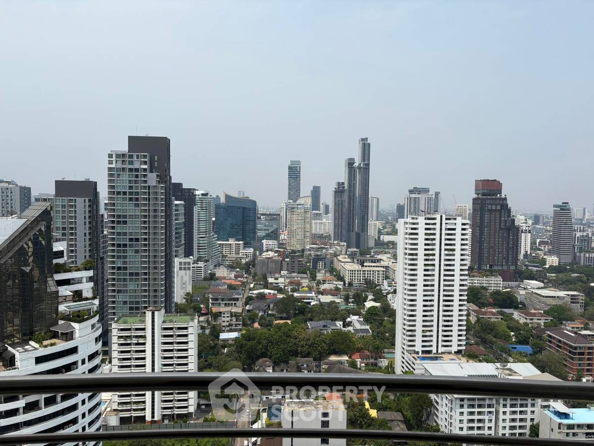 picture 3-BR Condo at Top View Tower Condominium near BTS Thong Lor (ID 2100842) - 17/19