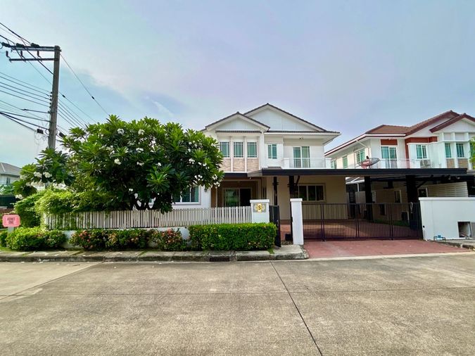  บ้านเดี่ยว 2 ชั้น บ้านเดี่ยว มัณฑนา พระราม 9 – ศรีนครินทร์ Manthana Rama 9 – Srinakarin พร้อมอยู่ แปลงมุม ใกล้ ARL หัวหมาก & สายสีเหลือง