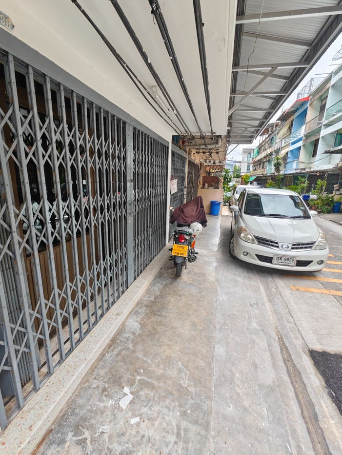 รูป White&Brown House 4 นอน 3 น้ำให้เช่า CBD ย่านสาทร ถนนนราธิวาสราชนครินทร์ ถนนสาธุประดิษฐ์ BTS ช่องนนทรี  - รูปที่ 18/18