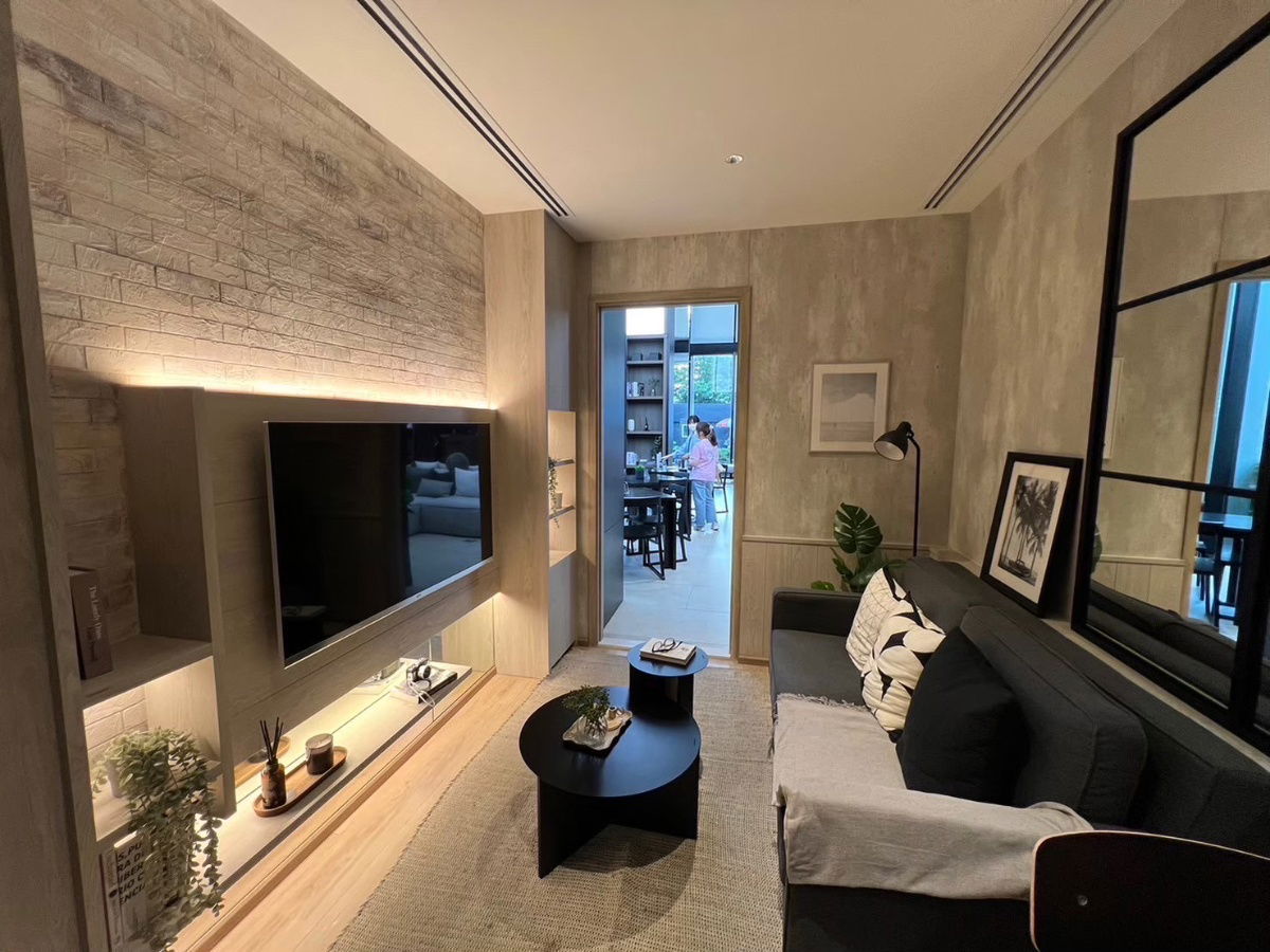 รูป 🍊 ขายถูก Noble Nue District R9 ขนาด 30 ตรม. 1 นอน RXA11 ตึกหน้า สนใจ 0993529495 - รูปที่ 5/8