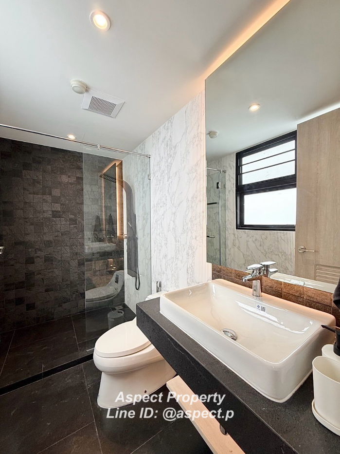 picture Condo for rent, 3 bedrooms, 157 sq m., next to the sea, newly renovated - 24/35
