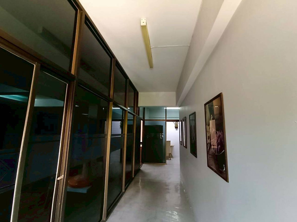 รูป ET93093 - ขายอาคารพาณิชย์ 5 ชั้น 2 คูหา 1,200 ตร.เมตร ทำเลดี ติดถนนพระราม 9 และถนน ซอยหมู่บ้านเสรี - รูปที่ 7/7