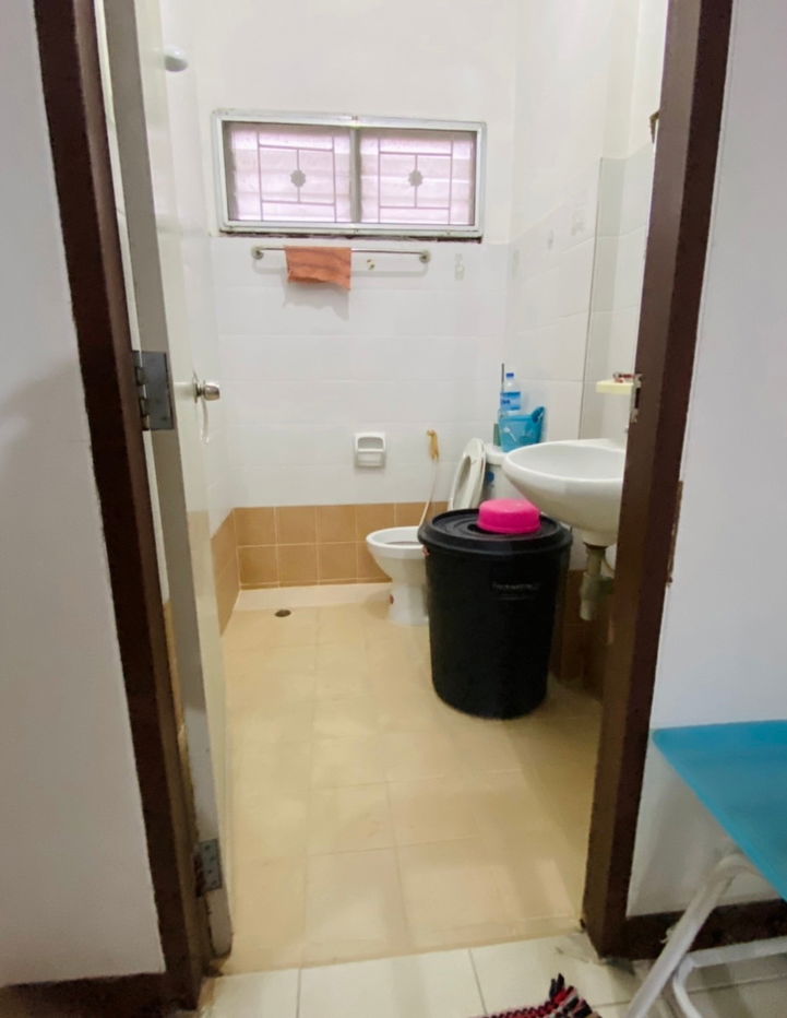 picture 2-Storey Townhouse in Benjasub Village, Rangsit Khlong 6 (Prime location on Rangsit–Nakhon Nayok main road) - 13/18