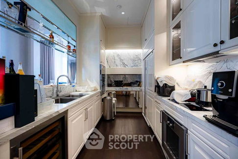 3-BR Condo at 98 Wireless near BTS Phloen Chit (ID 2193585)
