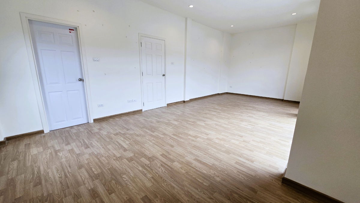 picture Buy Today – Free Interior Repainting for the Whole House! For Sale: Semi-Detached House, S-Gate Premium Kanchanpisek, Soi Kantana 36.3 Sq. Wah - 9/19
