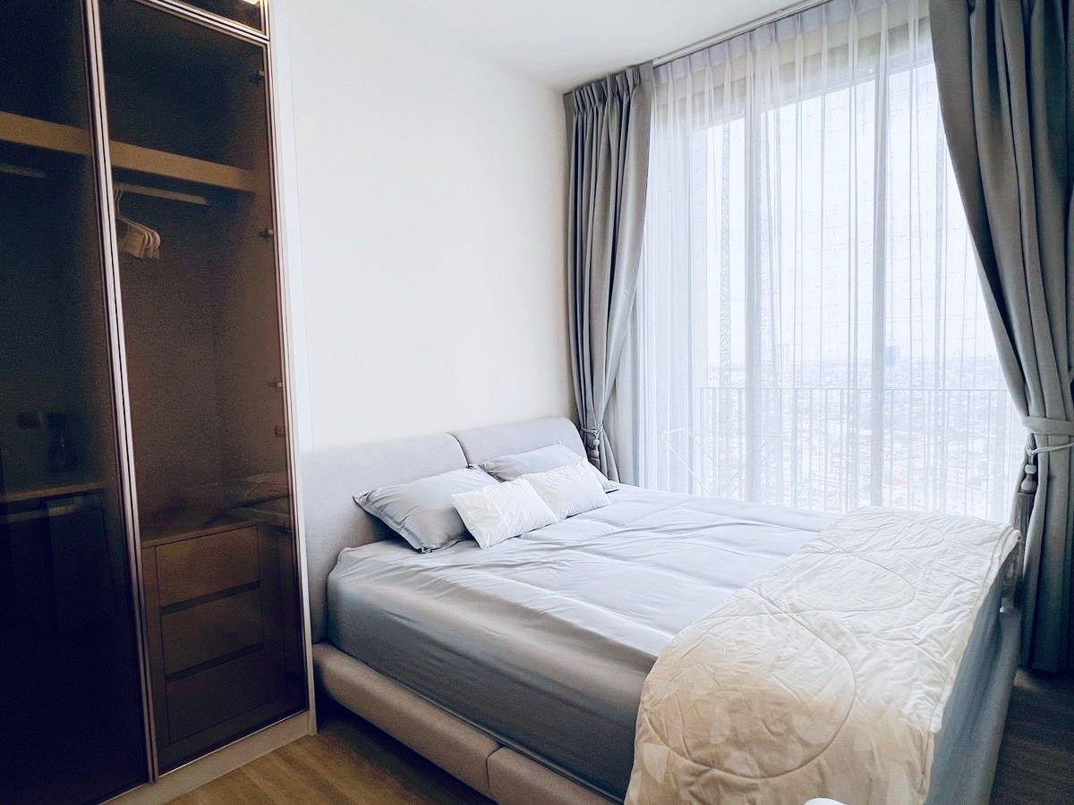 picture WS2761 [For rent] Rhythm Charoenkrung Pavillion 📌 BTS Saphan Taksin 💰 Rent 32,500 baht/month - 8/13