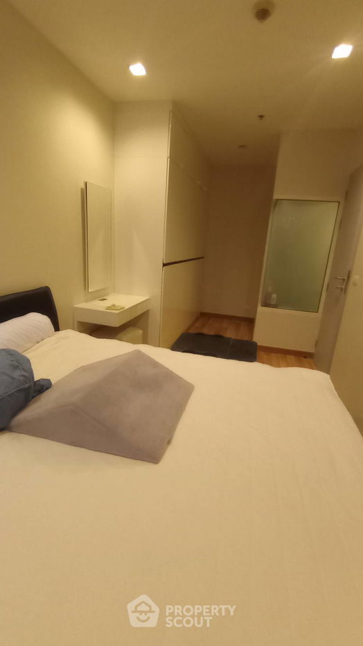 picture 2-BR Condo at Ideo Verve Ratchaprarop near ARL Ratchaprarop (ID 1620441) - 3/11