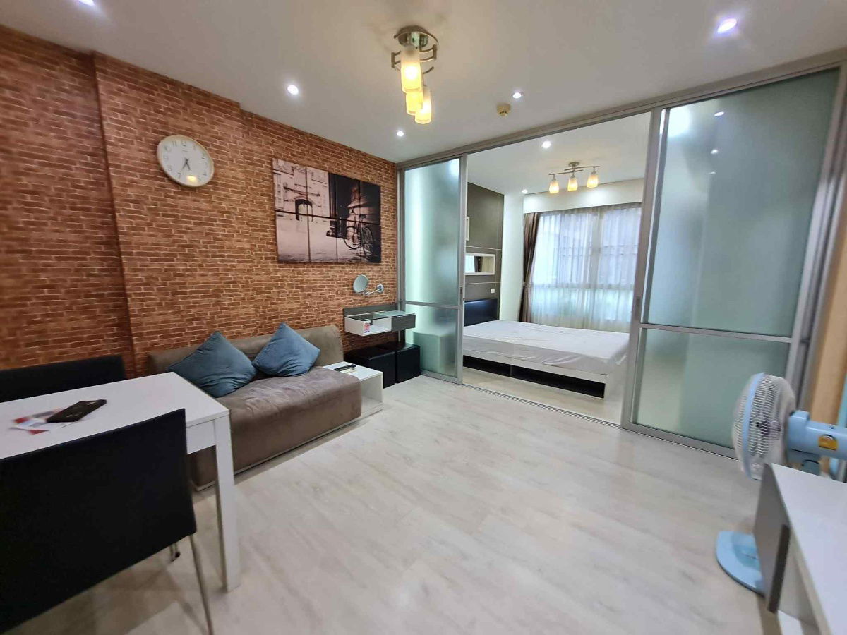 รูป ✅ให้เช่า ดีคอนโดซายน์ ชั้น1 ห้องสวย วิวสวน 9,500บาท ☎️064-792-4426(เบญ) - รูปที่ 1/18