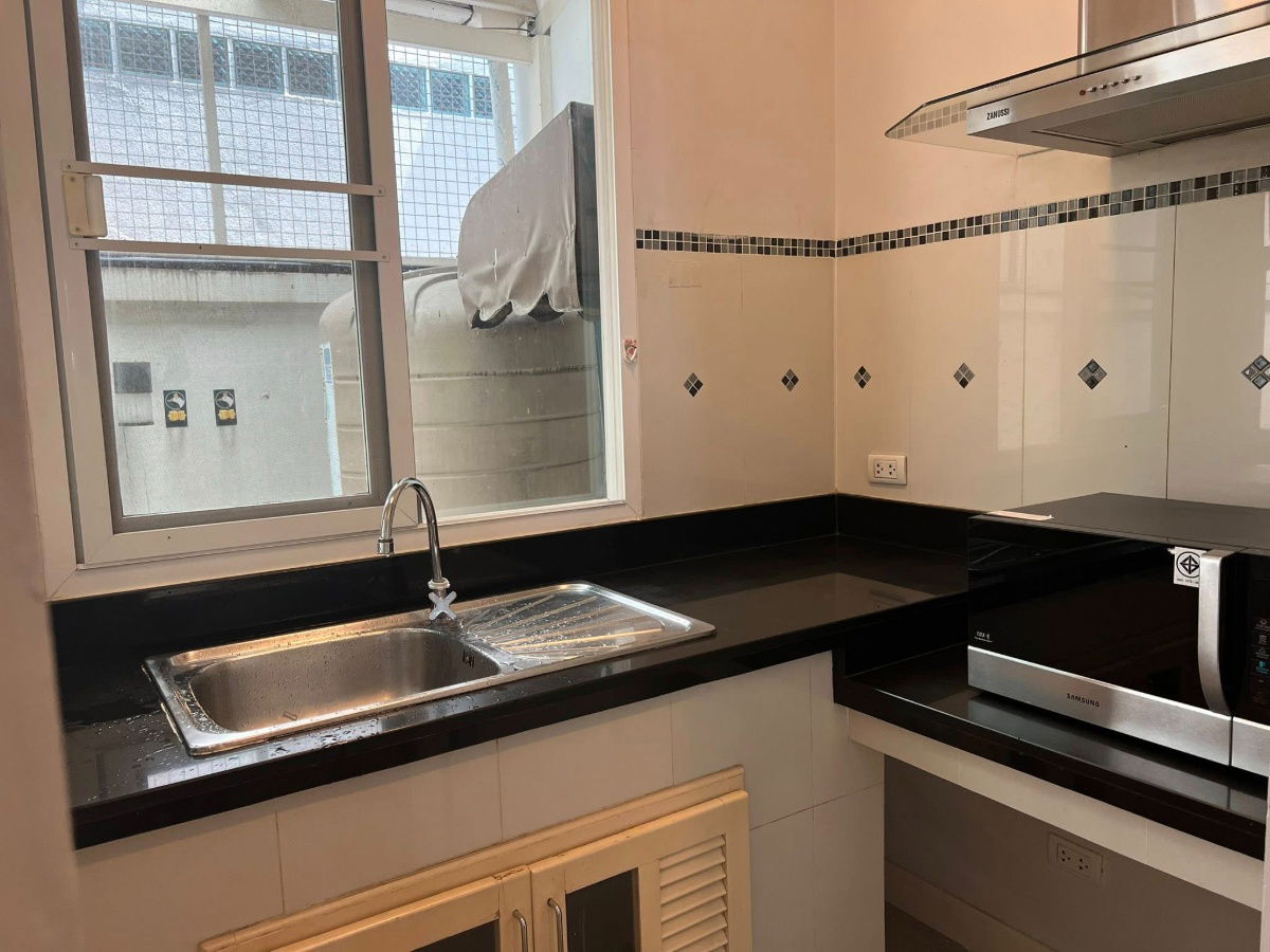 picture Townhome for rent at Townhome in the heart of the city, Sathorn - 6/10