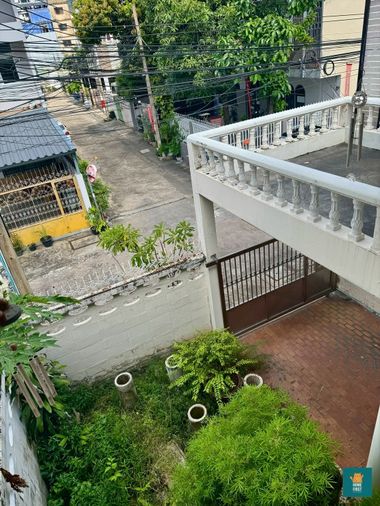 Rent บ้านให้เช่า สุขุมวิท 22 3 ห้องนอน 35 ตร.วา ให้เช่า 45000 บาท