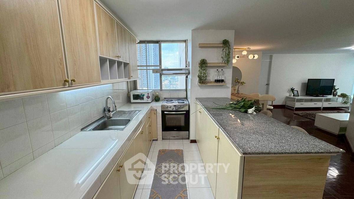 picture 2-BR Condo at Tai Ping Towers Sukhumvit 63 near ARL Ramkhamhaeng (ID 2247390) - 8/17
