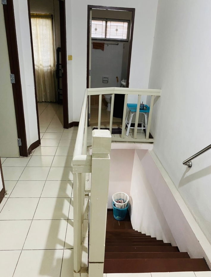 picture 2-Storey Townhouse in Benjasub Village, Rangsit Khlong 6 (Prime location on Rangsit–Nakhon Nayok main road) - 16/18