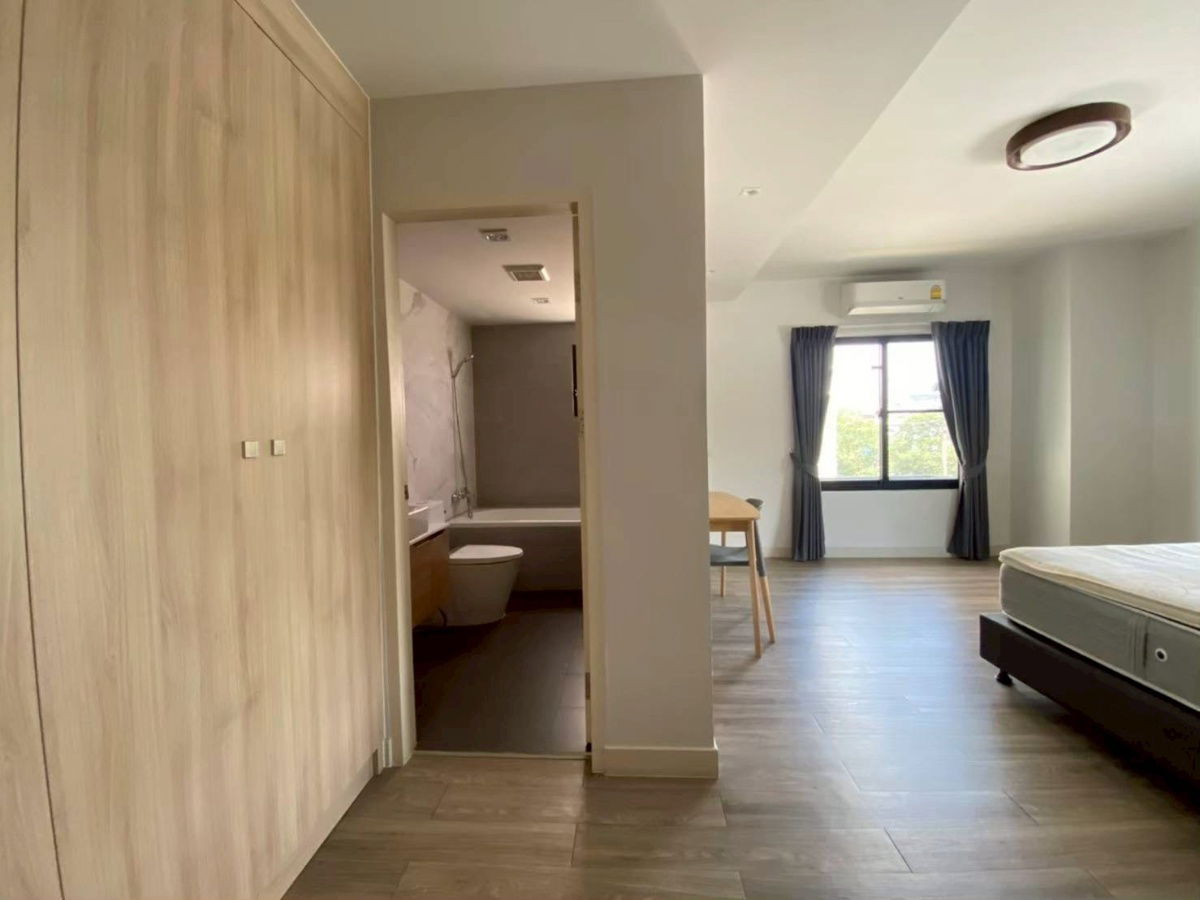 รูป PET FRIENDLY ! ห้องใหญ่จัดเต็ม 3ห้องนอน 145 ตรม แต่งสวยพร้อมอ่างอาบน้ำ - รูปที่ 18/18