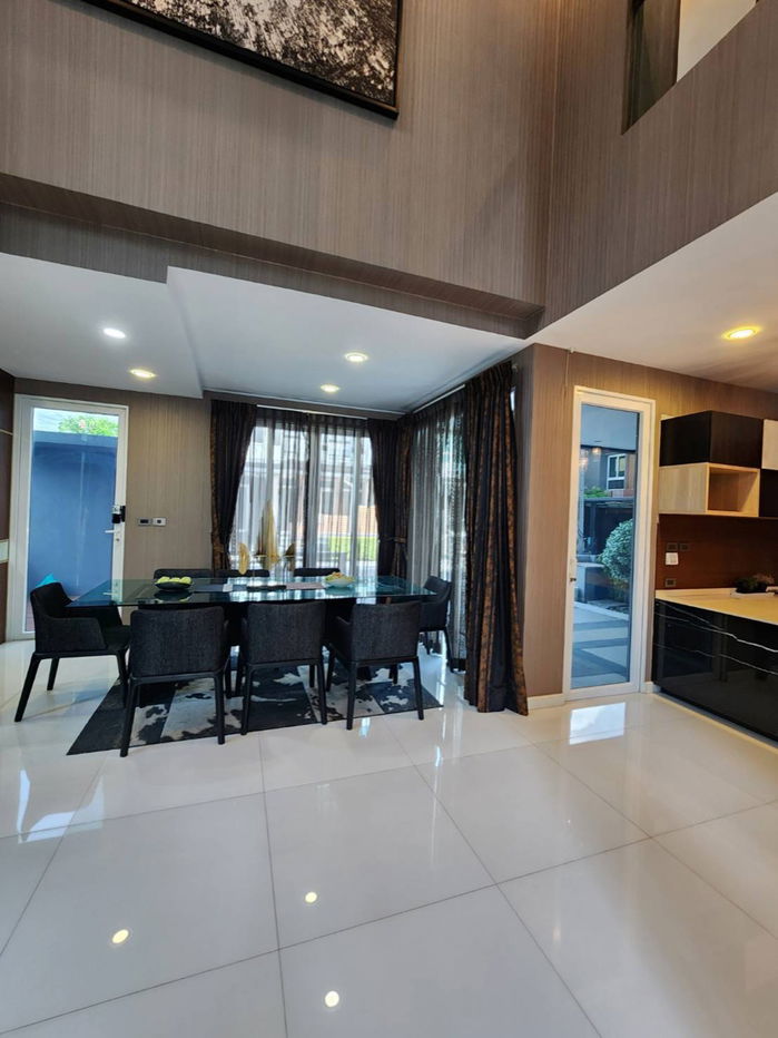 รูป ให้ เช่า Pool Villa บ้านหรูพร้อมสระว่ายน้ำ 4 ห้องนอน ลาดพร้าว1 ใกล้รถไฟฟ้า - รูปที่ 5/19