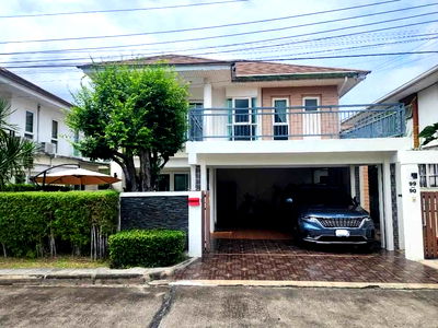 Houses for sale Silpakorn University City Campus : Urgent sale: Two-story detached house in Boon To Village, Pak Kret, for only 6.4 million baht.