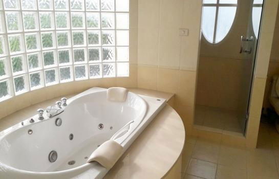picture  house for rent 1-rai   near BTS Khu Khot, Sai Mai. - 11/11