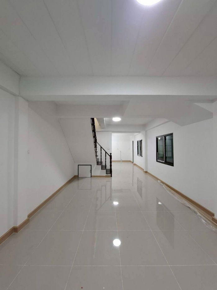 picture 2-story semi-detached house for sale, Phra Pin Village 5 (Ekachai 109) Land area 25.5 square wah, 3 bedrooms 2 bathrooms - 2/10