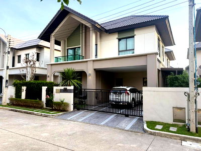 Houses for rent : For rent: Two-storey detached house, Bangkok Blue Lerwad, Srinakarin-Bangna