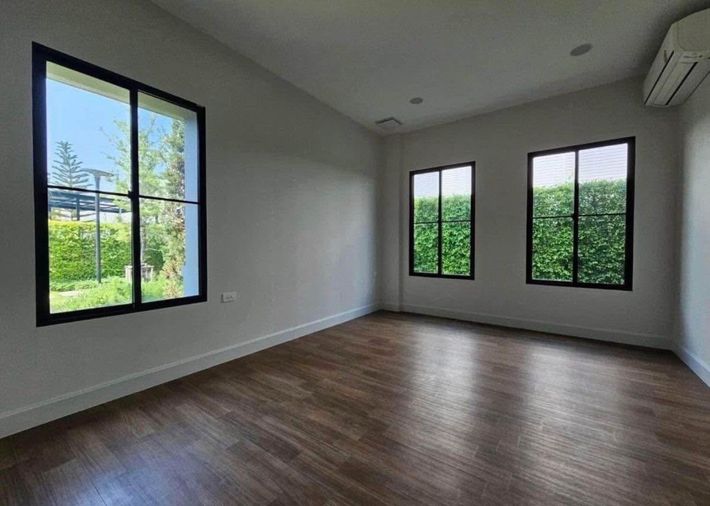 4-bed house for rent, 304 sqm, 120 sq wah, NANTAWAN Pinklao - Kanchana