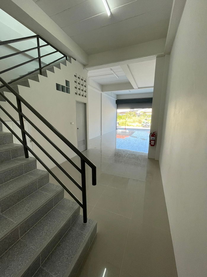 รูป ให้เช่า อาคารพาณิชย์ 2 ชั้น ในเมือง โคราช - รูปที่ 16/19