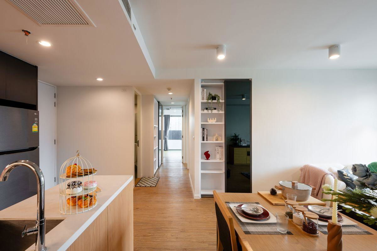 picture For sale: 3 bedrooms, large room size of 108.6 sq.m, Siamese Surawong. - 10/25
