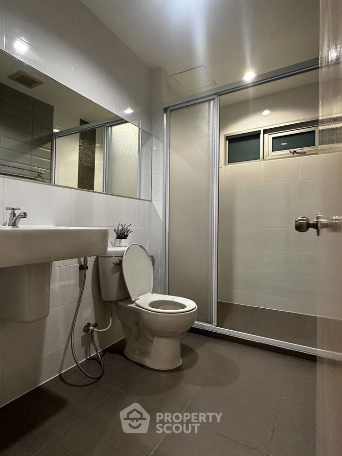 picture 2-BR Condo at Aspire Sukhumvit 48 near BTS Phra Khanong (ID 1179080) - 11/15