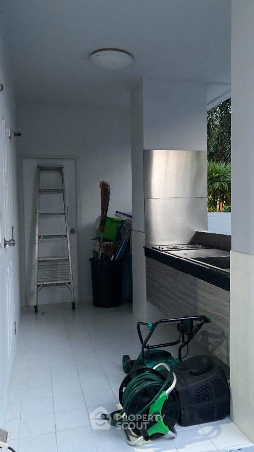 picture 4-BR House in Saphan Sung (ID 1111849) - 34/70