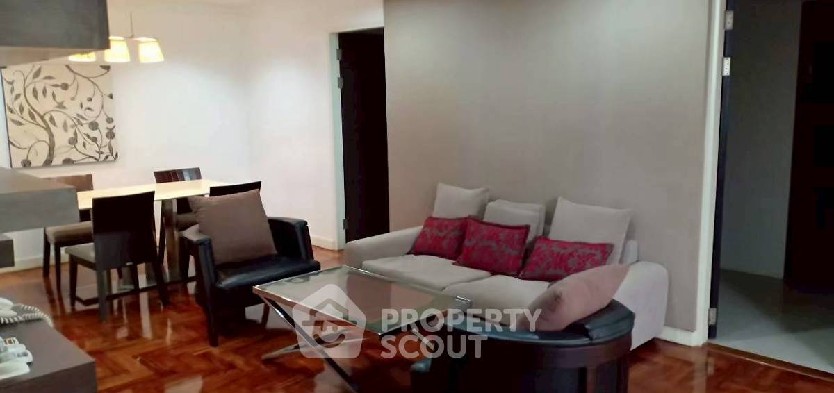 picture 2-BR Condo at Baan Suanpetch Condominium near BTS Phrom Phong (ID 2281583) - 2/20