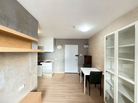 Condo near the Red Line, Rangsit area, good room, easy to travel