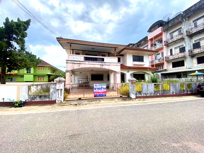 บ้านเดี่ยว โรงเรียนดอนบอสโกวิทยา : ขายบ้าน 2 ชั้น หลังใหญ่พื้นที่กว้าง เมืองอุดรธานี  (H2SS-316)