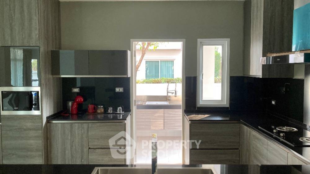 picture 4-BR House in Saphan Sung (ID 1111849) - 27/70