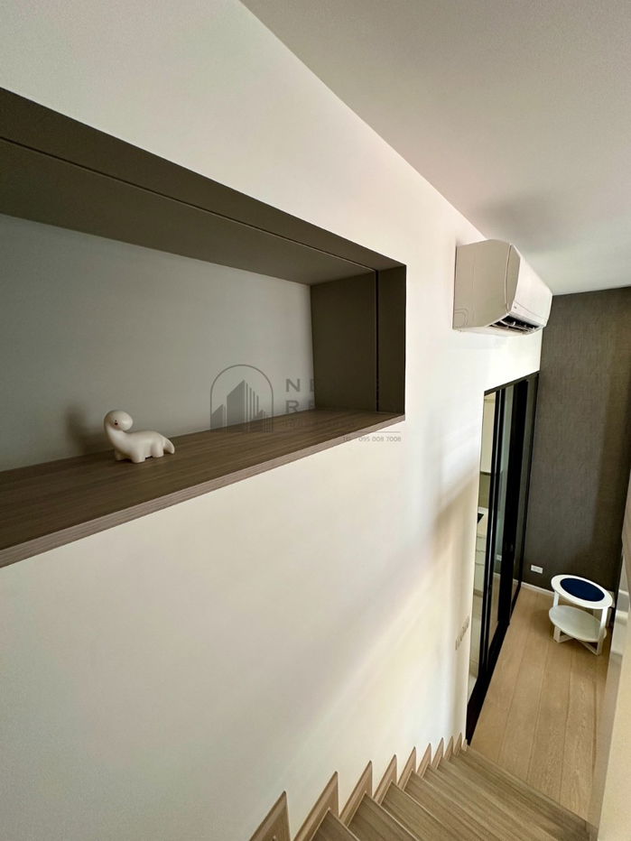 รูป 🔥🔥 ห้องรีโนเวทใหม่!! Duplex วิวสวย ทำเลทองติดเซ็นทรัล ราคาขาดทุน คุ้มสุดๆ!! ด่วนก่อนห้องติดจอง!! Chewathai Residence Asoke ติด MRT พระราม 9 🔥🔥 - รูปที่ 8/19