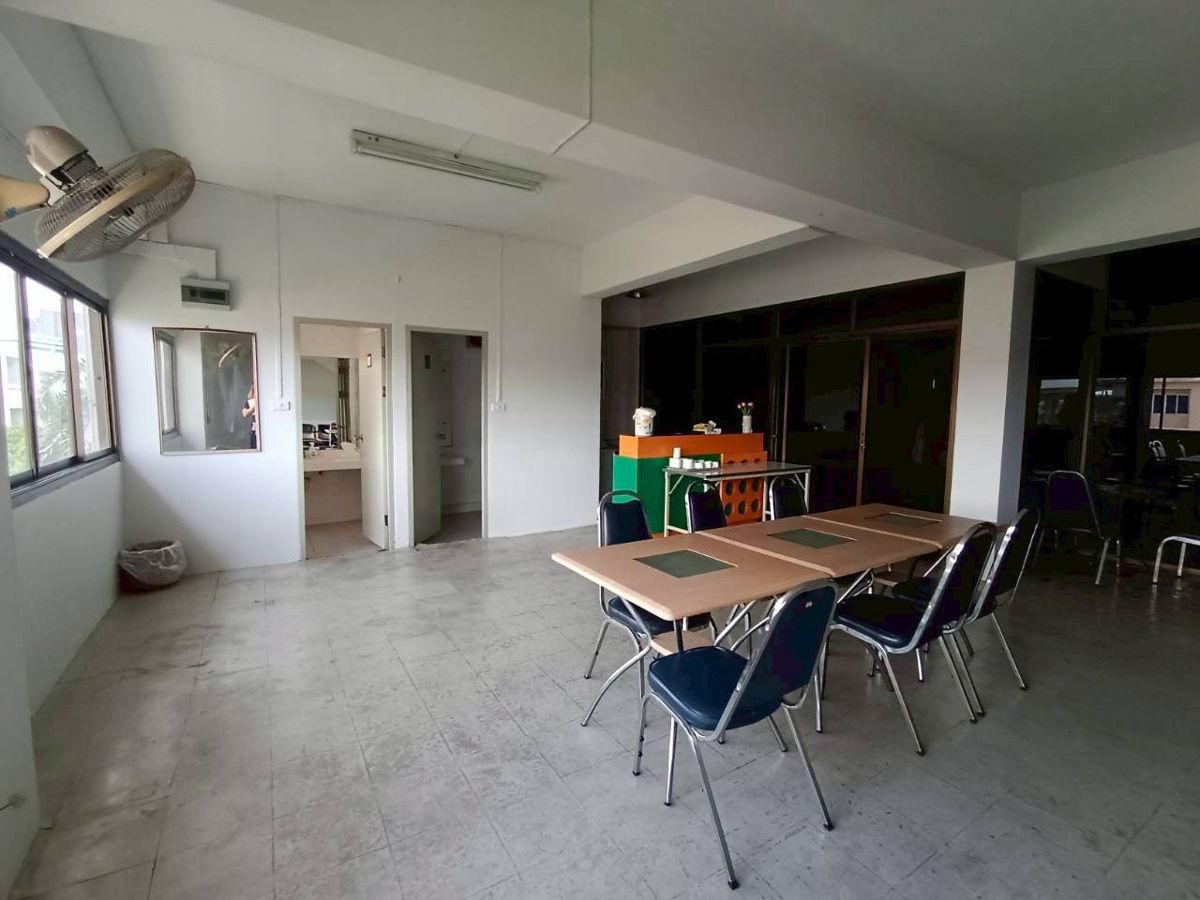 รูป ET93093 - เช่า อาคารพาณิชย์ 5 ชั้น 2 คูหา 1,200 ตร.เมตร ด้านหน้าติดถนนพระราม 9  ด้านหลังติดถนน ซอยหมู่บ้านเสรี - รูปที่ 6/7