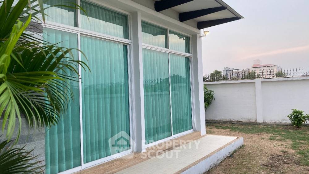 picture 4-BR House in Saphan Sung (ID 1111849) - 17/70