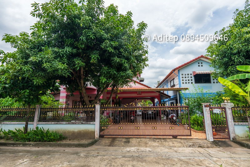 ขายบ้านเดี่ยว : ขาย บ้านเดี่ยว 120 ตรว. หมู่บ้าน นครินทร์ การ์เด้น ร่มเกล้า 19/1 พร้อมอาคารสำนักงาน เหมาะทั้งในการเป็น Home Office และอยู่อาศัย