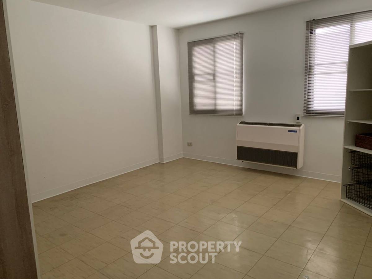 picture 3-BR Condo at Kiarti Thanee City Mansion Condominium near MRT Phetchaburi (ID 887302) - 11/13