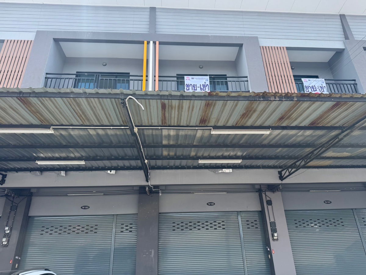 picture Commercial building for rent, 2 units, Soi Wan Phanthai, near Phonchai Market, beautiful, cheap, good location. Interested, add Line @841qqlnr - 1/16