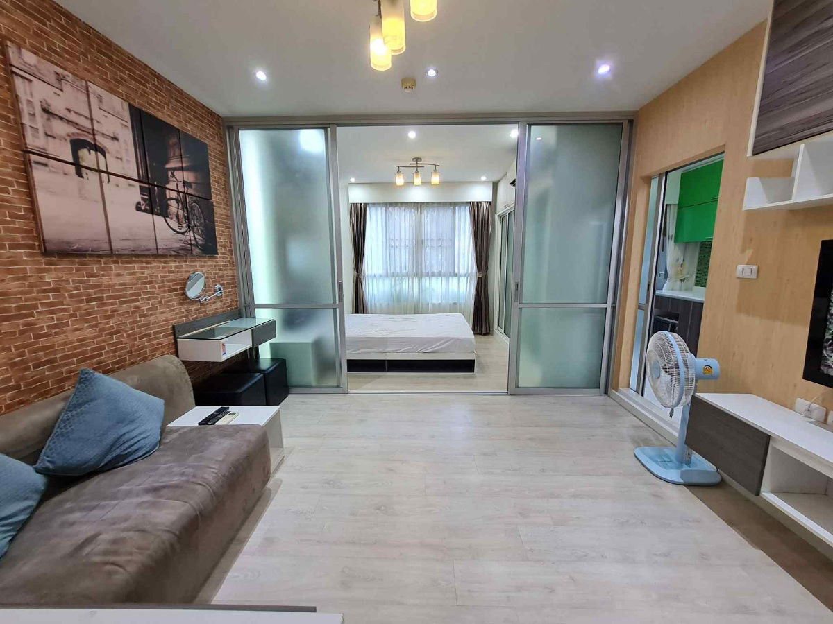 รูป ✅ให้เช่า ดีคอนโดซายน์ ชั้น1 ห้องสวย วิวสวน 9,500บาท ☎️064-792-4426(เบญ) - รูปที่ 2/18