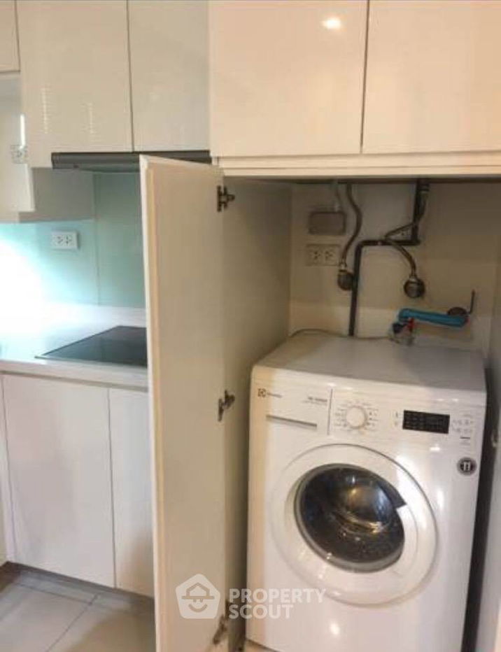 picture 2-BR Condo at Amanta Lumpini near MRT Khlong Toei (ID 414237) - 3/5